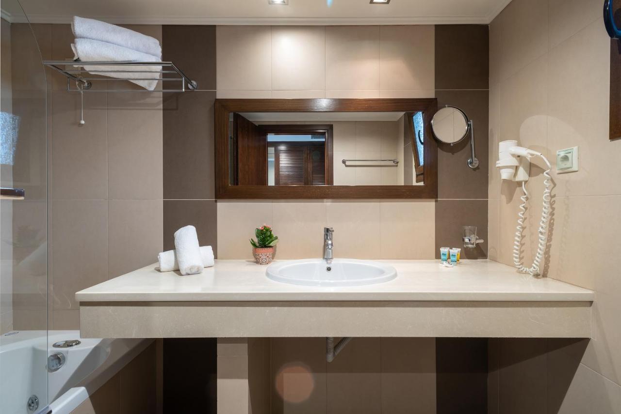 Porto Plaza Hotel Agios Ioannis Kaspaka Extérieur photo