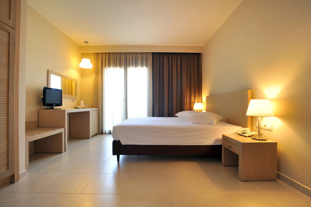 Porto Plaza Hotel Agios Ioannis Kaspaka Extérieur photo